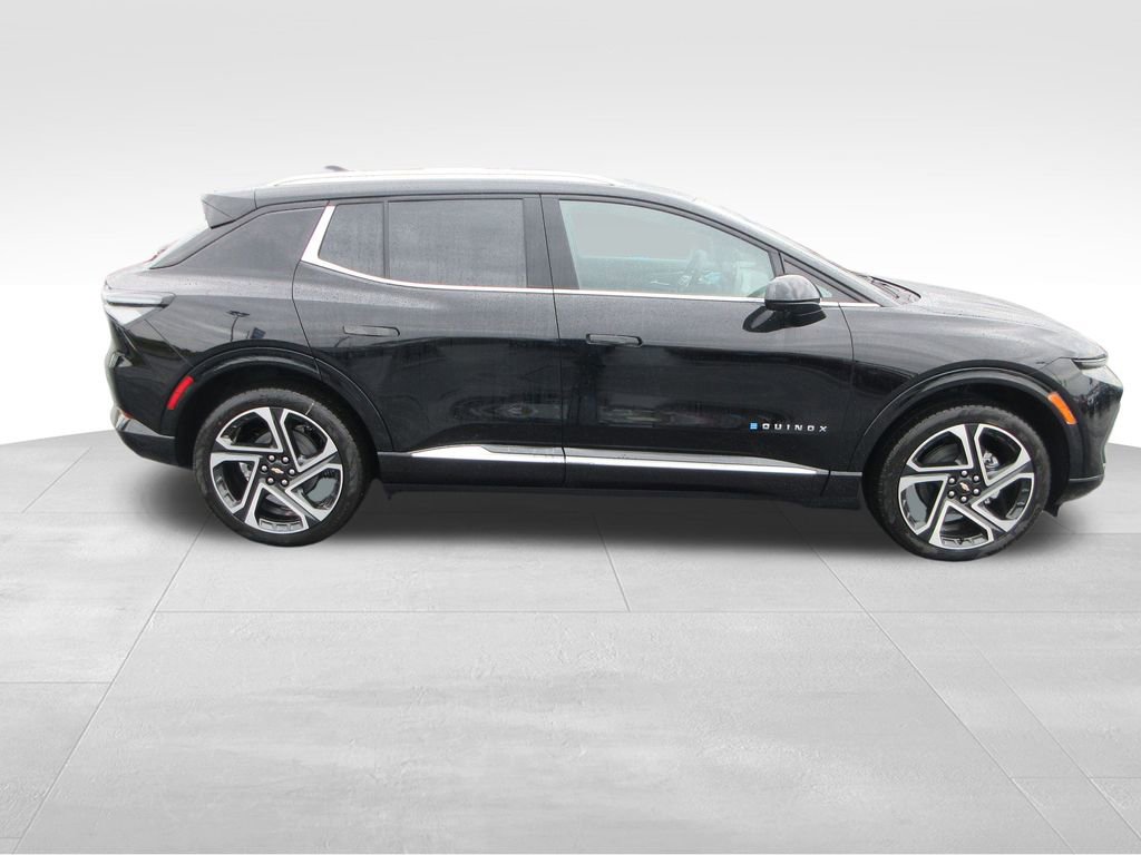 New 2026 Chevrolet Equinox EV LT image 7
