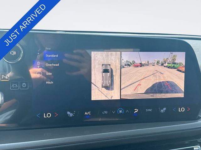New 2026 Chevrolet Traverse LT FWD image 17