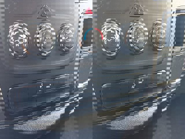 Used 2024 RAM 1500 Classic SLT image 17