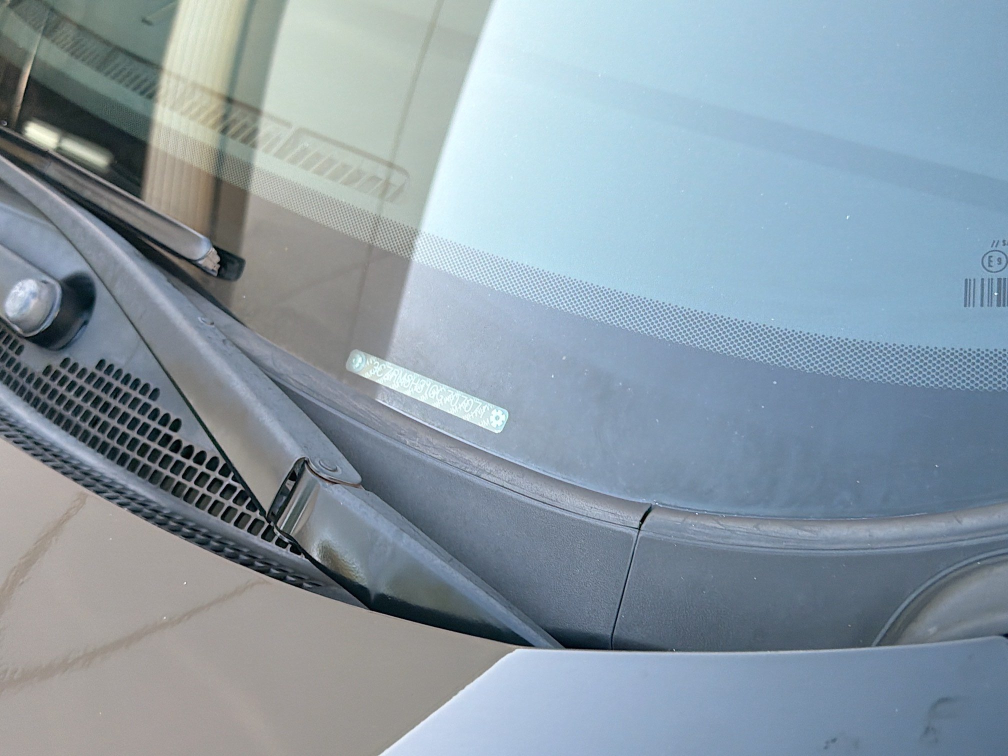Used 2016 Honda CR-V LX image 37