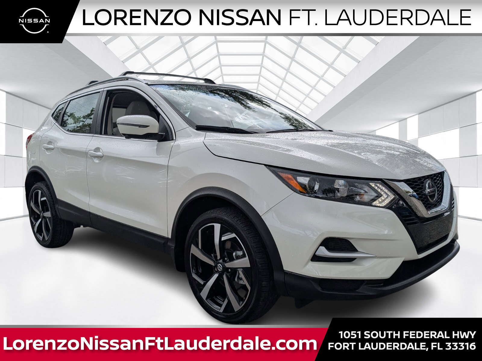 Certified 2022 Nissan Rogue Sport SL FWD image 1