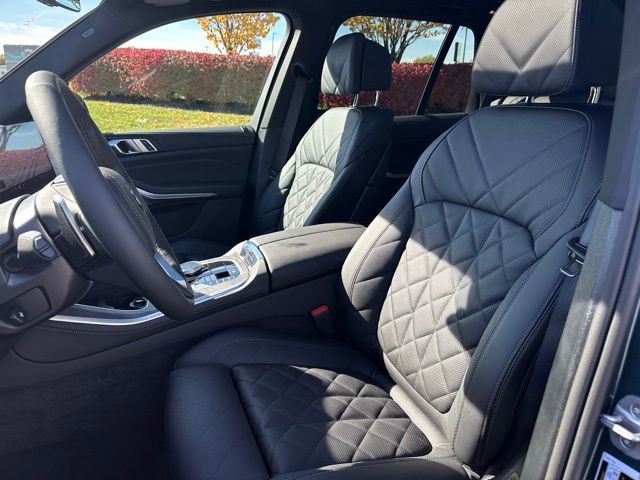 Used 2026 BMW X5 xDrive40i w/ Premium Package image 4