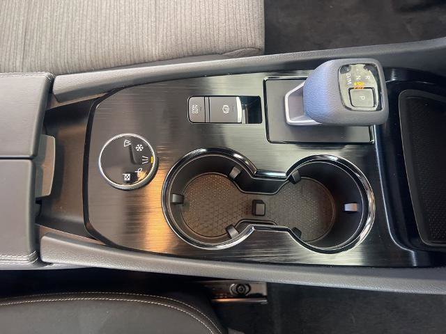Certified 2023 Nissan Rogue SV image 24