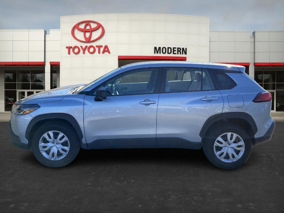 Certified 2025 Toyota Corolla Cross L image 7