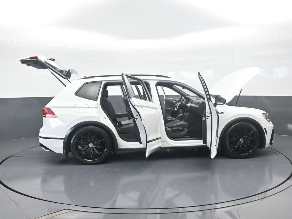 Used 2020 Volkswagen Tiguan SE R-Line image 74