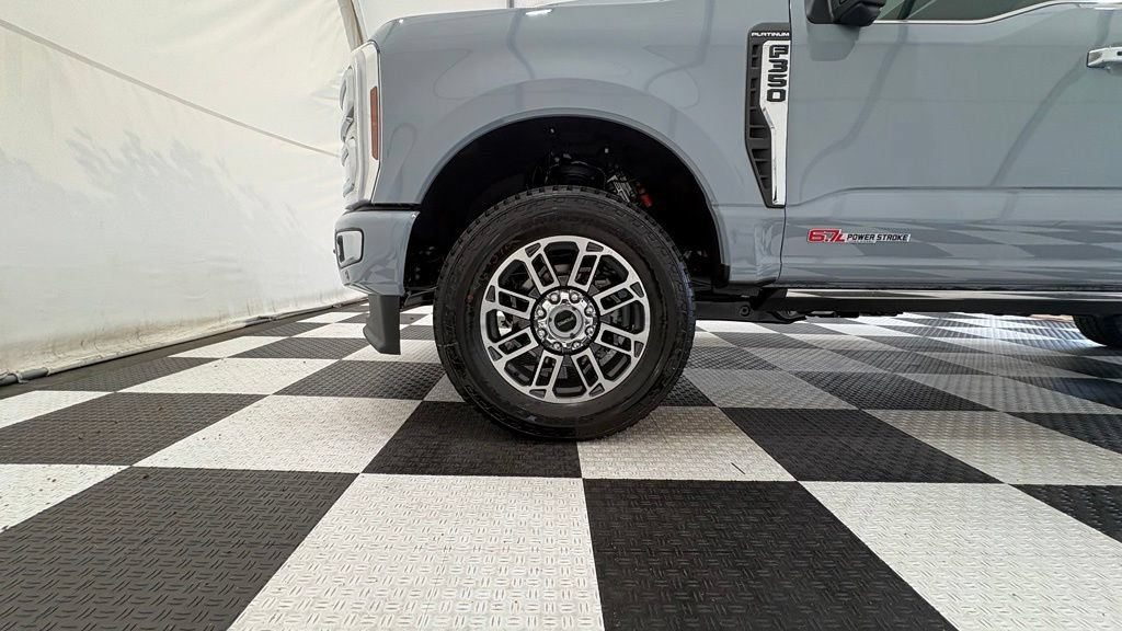 New 2026 Ford F350 Platinum w/ Platinum Plus Package AWD/4WD image 11