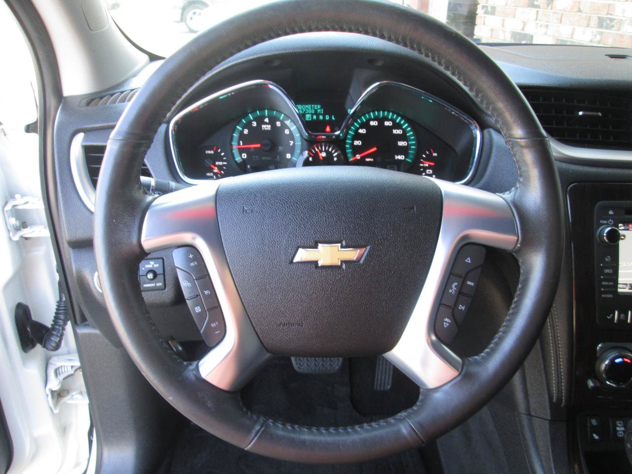 Used 2015 Chevrolet Traverse LTZ AWD/4WD image 16