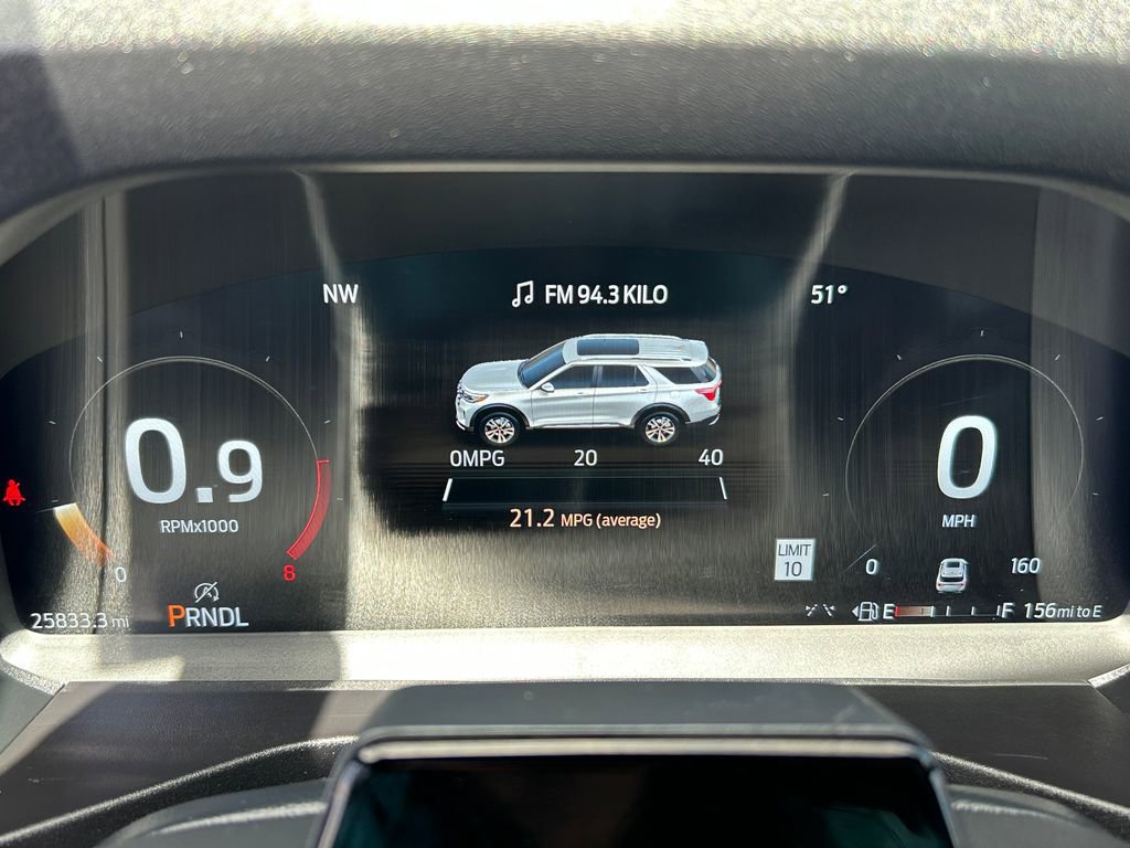 Used 2025 Ford Explorer ST-Line w/ ST-Line Street Pack AWD/4WD image 12