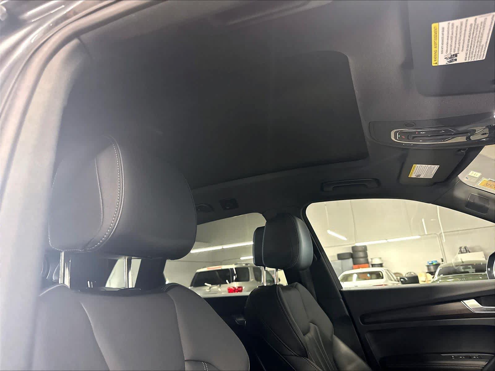 Used 2024 Audi Q5 e Premium Plus AWD/4WD image 24