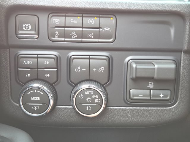 New 2026 Chevrolet Suburban High Country AWD/4WD image 33