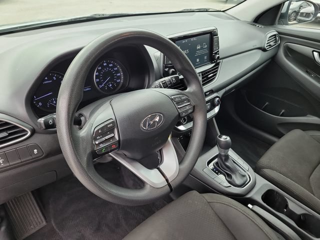 Used 2020 Hyundai Elantra GT FWD image 20