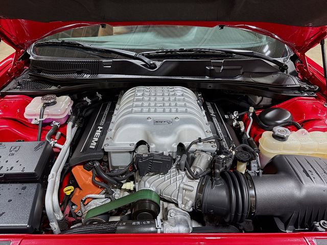 Used 2016 Dodge Challenger SRT Hellcat image 32