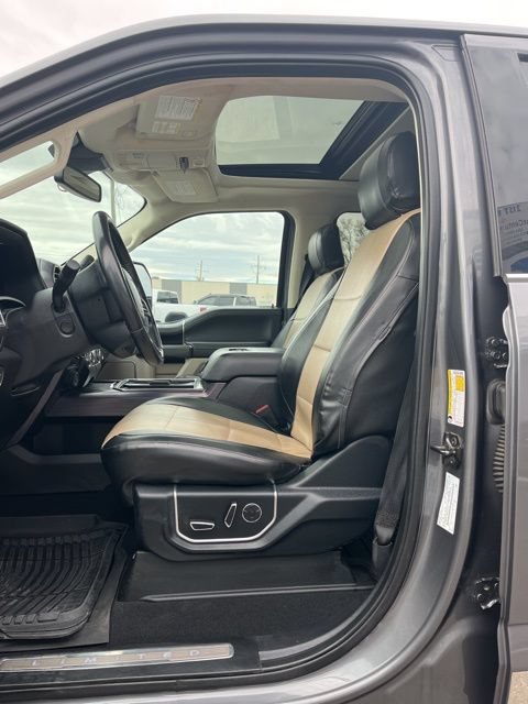 Used 2021 Ford F350 Limited AWD/4WD image 28