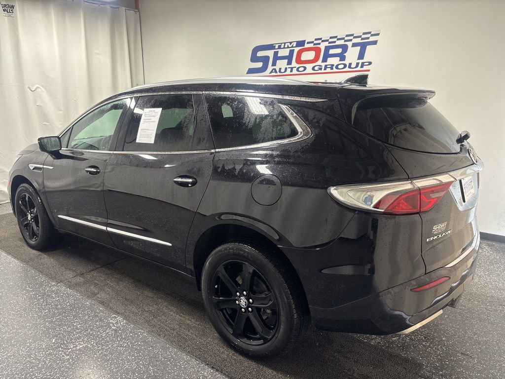 Used 2024 Buick Enclave Essence w/ Sport Touring Edition FWD image 6