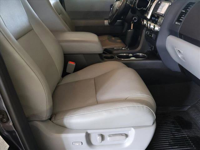 Used 2019 Toyota Sequoia Limited w/ Safety & Convenience Package AWD/4WD image 25