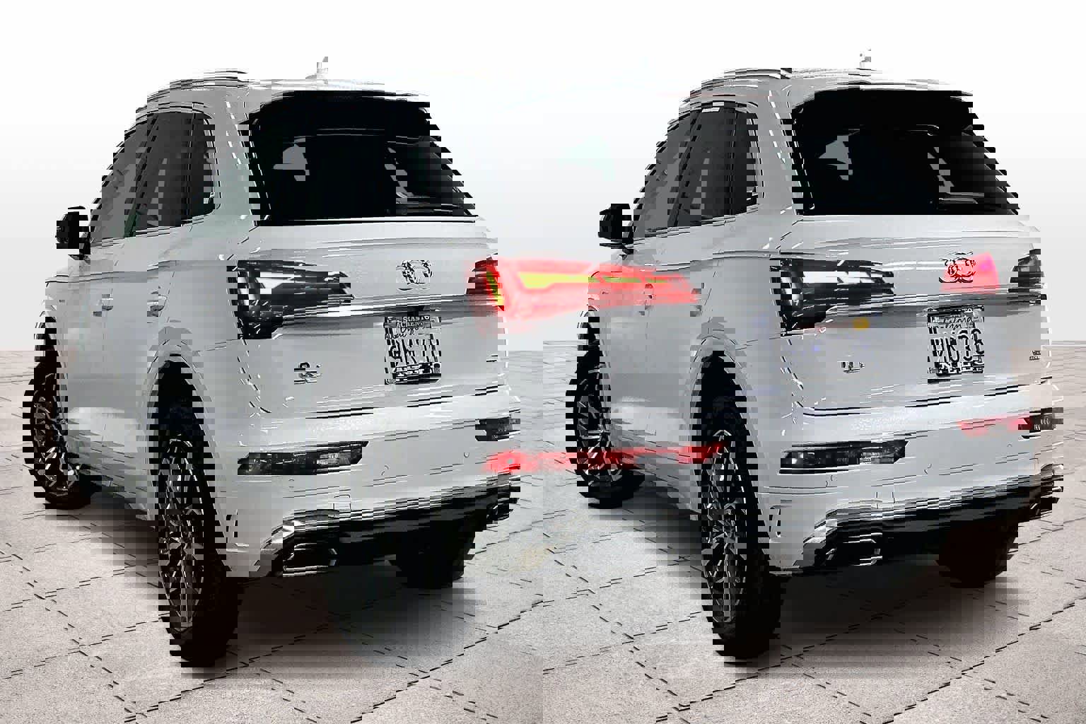 Used 2023 Audi Q5 2.0T Premium w/ Convenience Package image 14