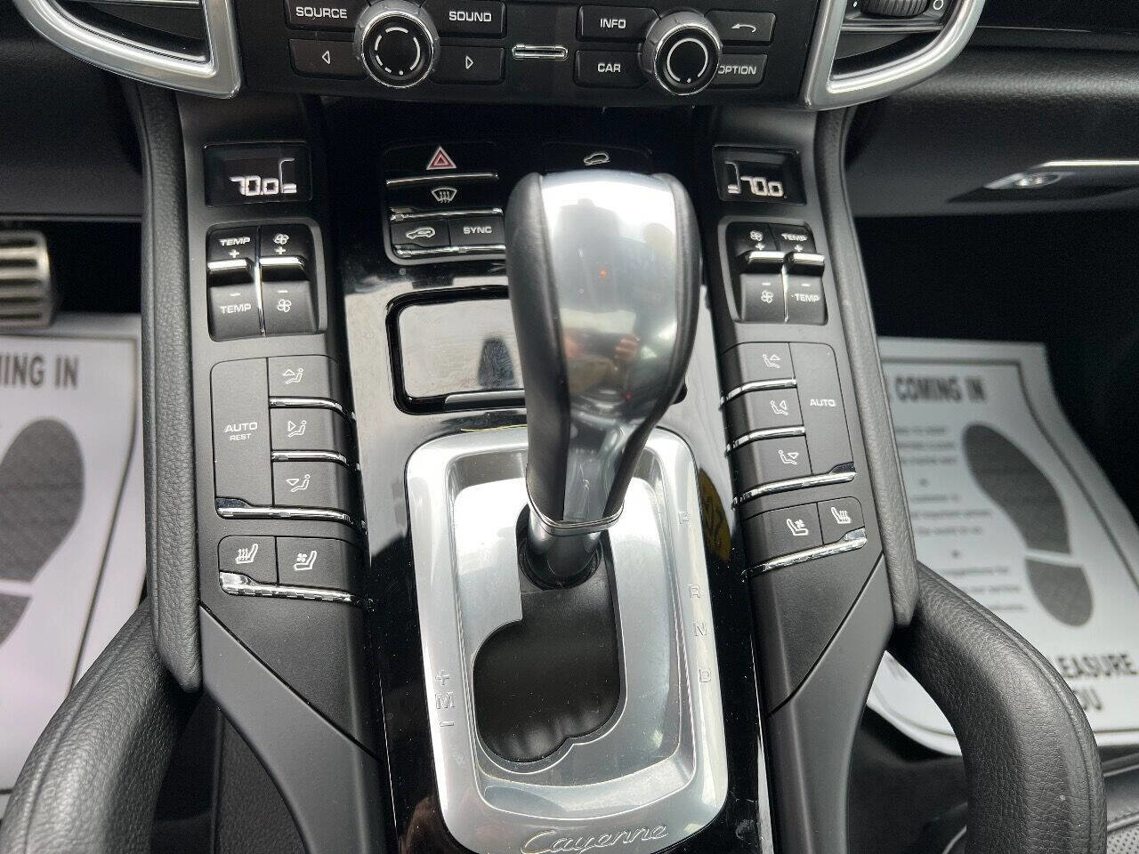 Used 2014 Porsche Cayenne S image 31