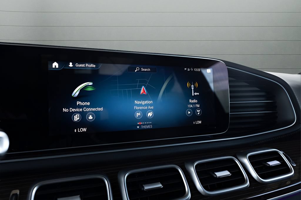 Used 2021 Mercedes-Benz GLS 580 4MATIC image 24