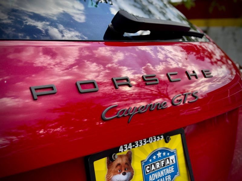 Used 2016 Porsche Cayenne GTS AWD/4WD image 10