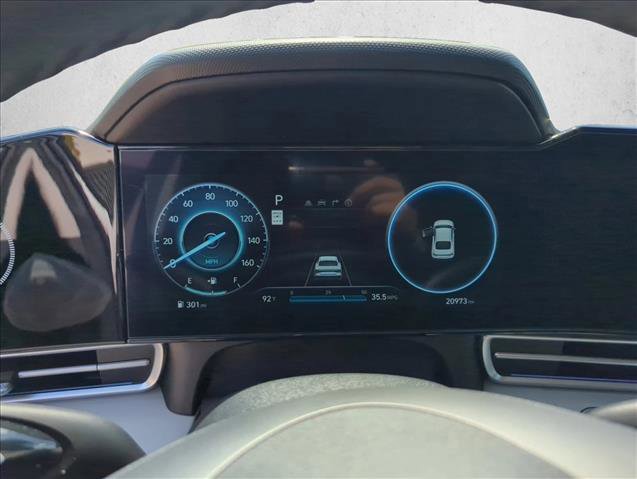 Used 2024 Hyundai Elantra Limited FWD image 19