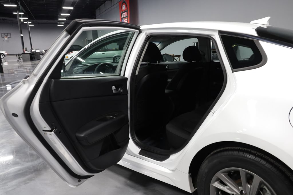 Used 2020 Kia Optima LX FWD image 16