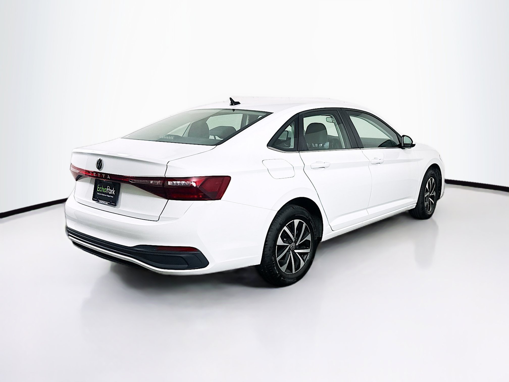 Used 2025 Volkswagen Jetta S FWD image 9