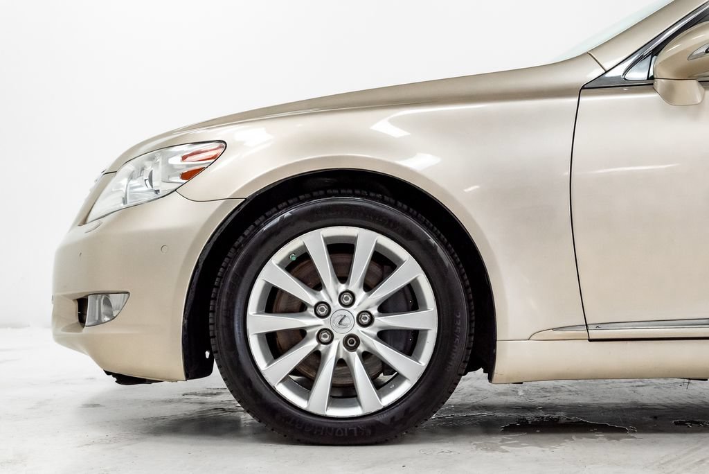 Used 2011 Lexus LS 460 AWD w/ Luxury Value Edition image 27