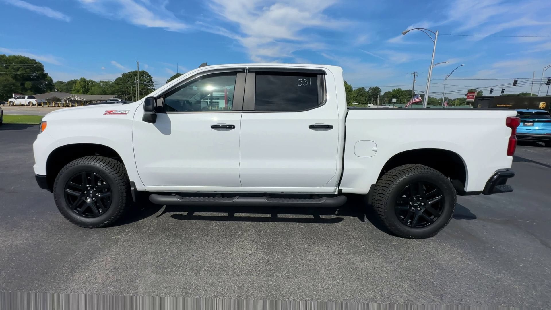 Used 2023 Chevrolet Silverado 1500 LT Trail Boss w/ Protection Package AWD/4WD image 5