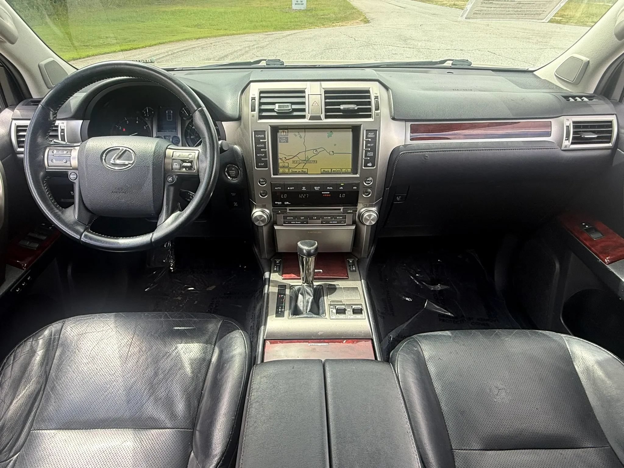 Used 2011 Lexus GX 460 AWD/4WD image 16