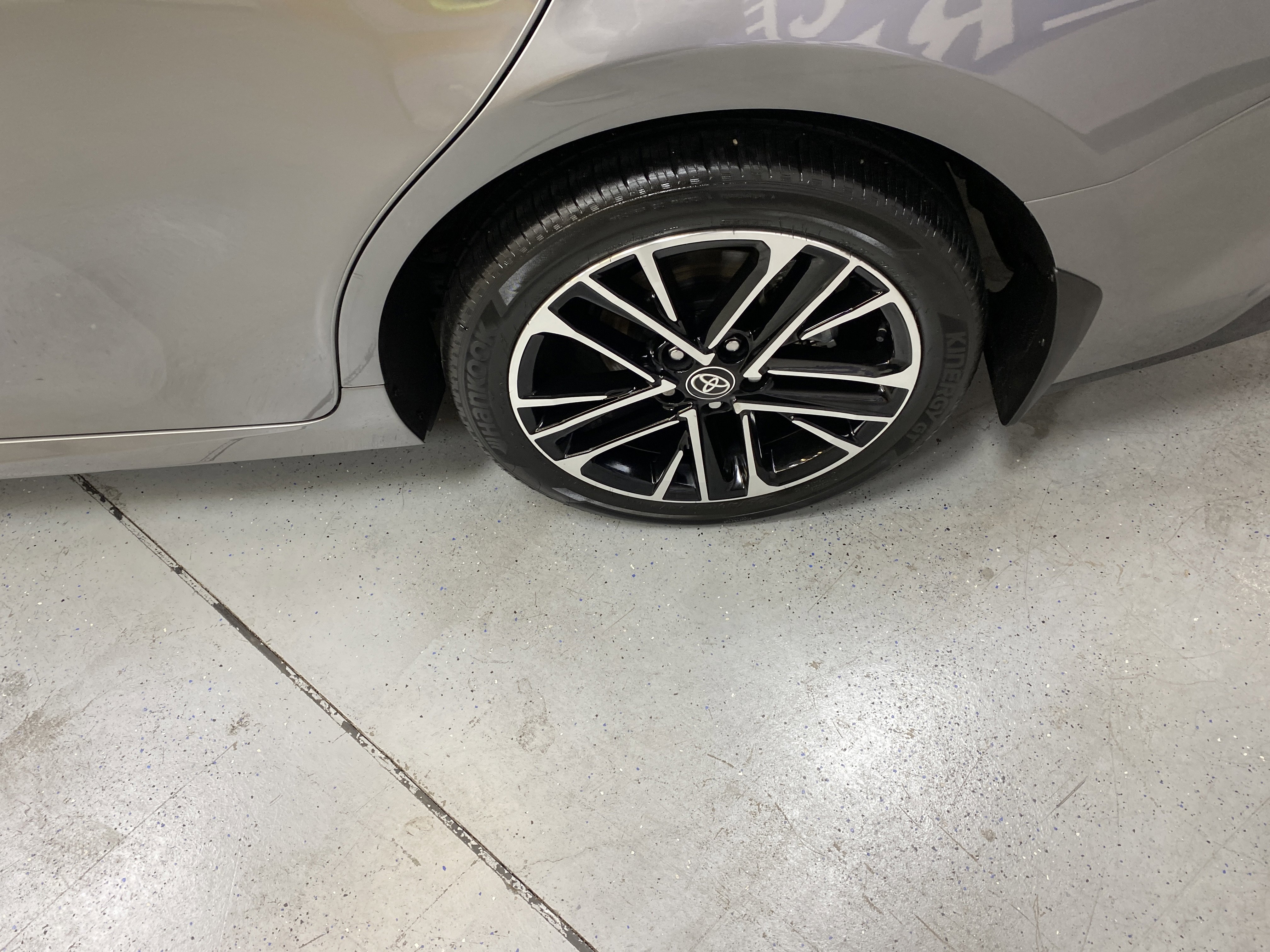 Used 2025 Toyota Camry XLE image 12