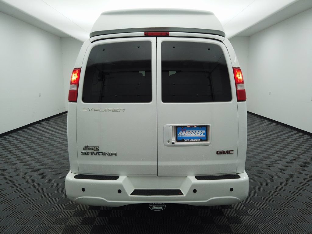 Used 2020 GMC Savana 2500 Extended w/ Enhanced Convenience Package RWD image 4