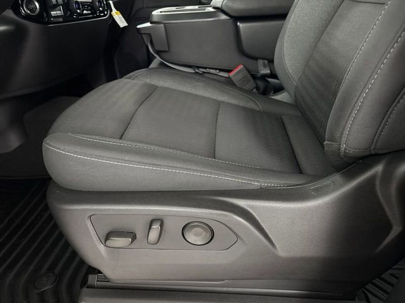 Used 2025 Chevrolet Silverado 1500 LT image 14