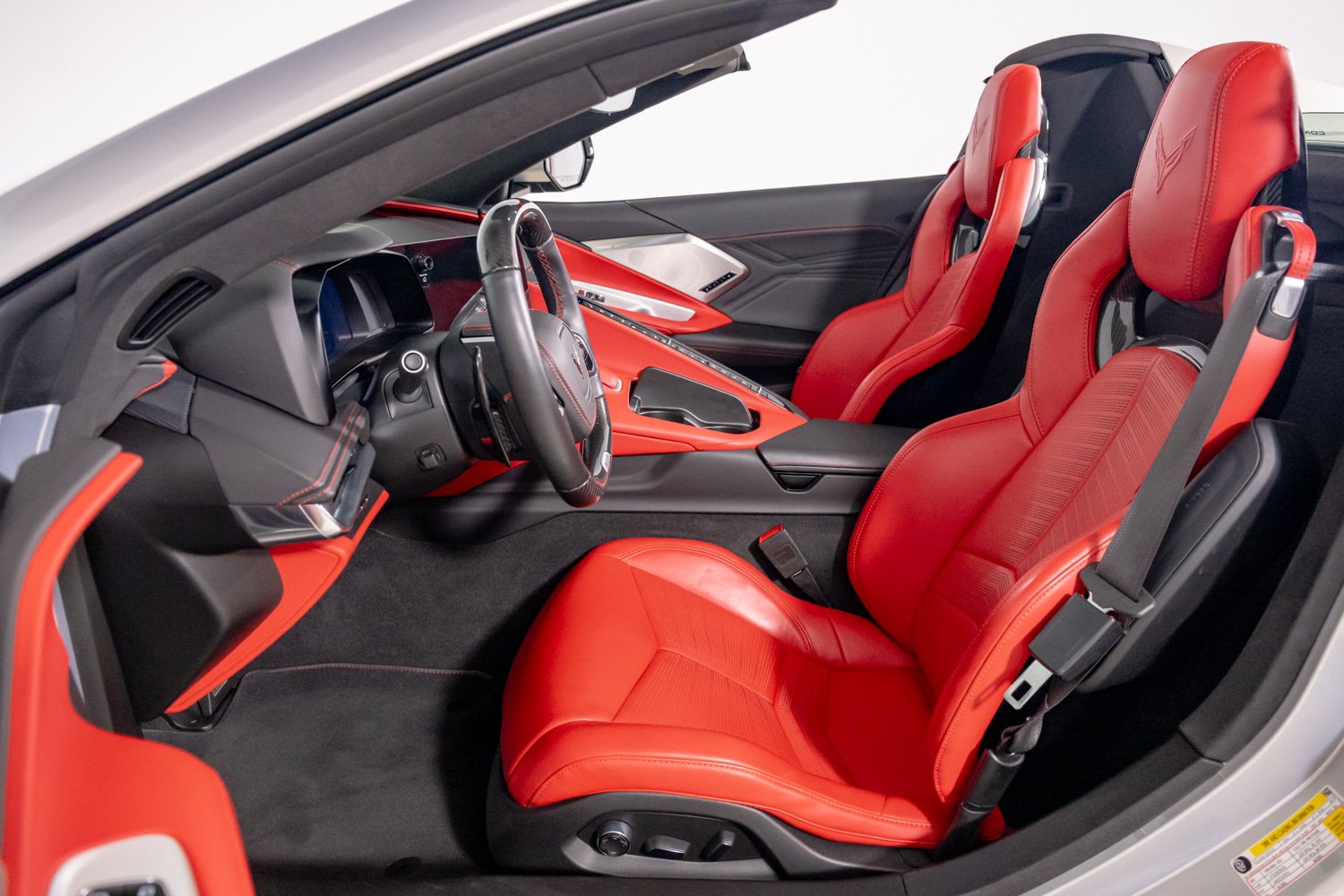 Used 2024 Chevrolet Corvette Z06 RWD image 21