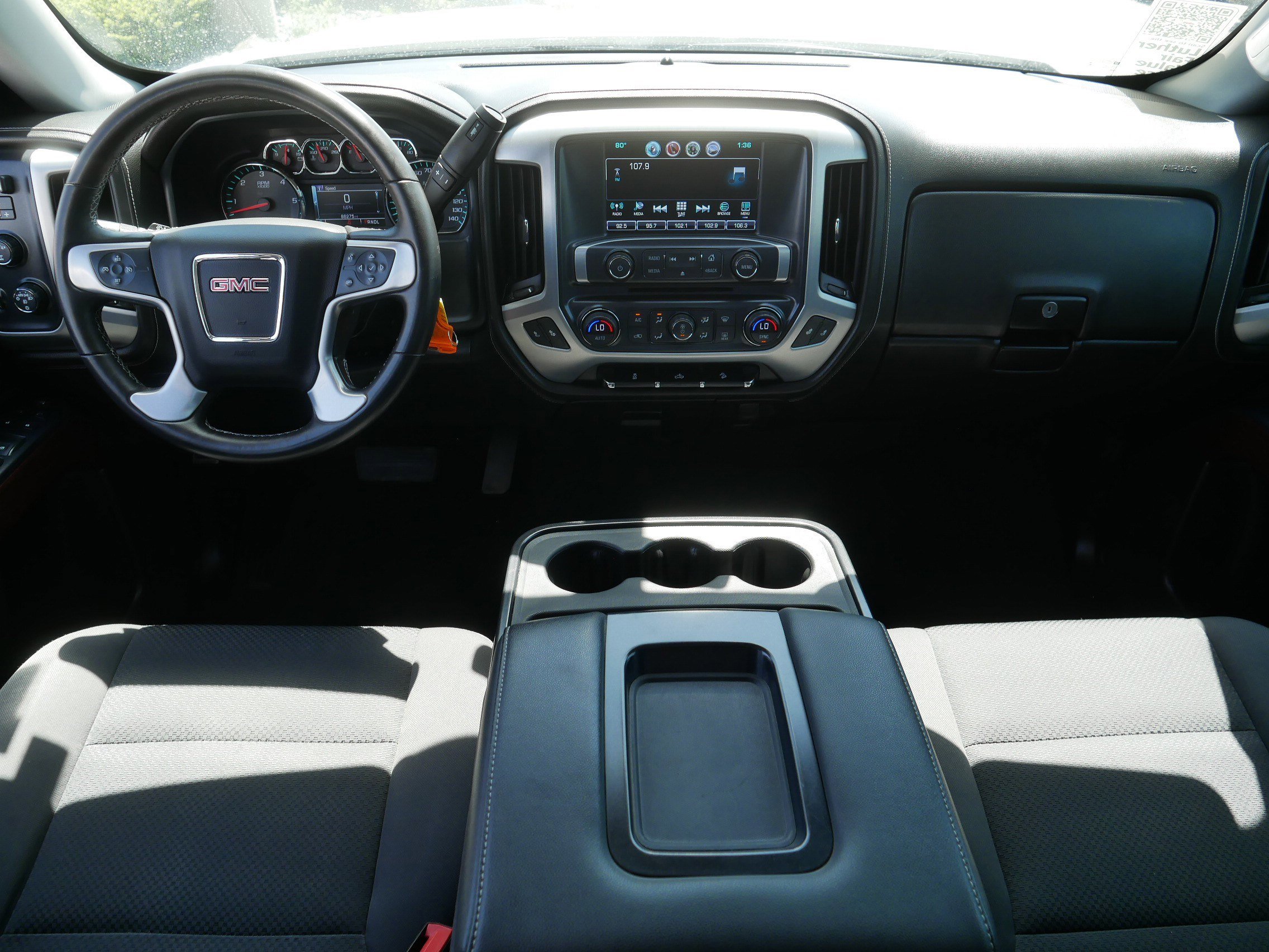 Used 2017 GMC Sierra 1500 SLE w/ SLE Value Package AWD/4WD image 10