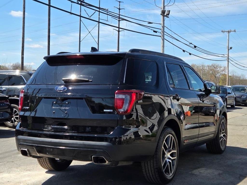 Used 2016 Ford Explorer Sport w/ Equipment Group 401A AWD/4WD image 5