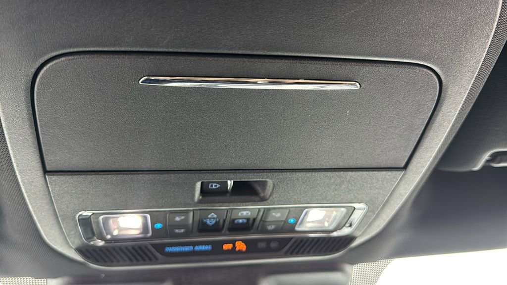 Used 2022 Ford F150 Lariat image 32