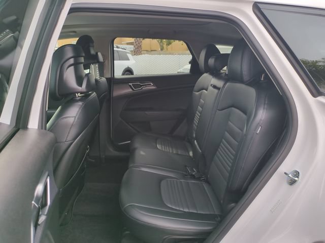Certified 2025 Kia Sportage SX AWD/4WD image 29