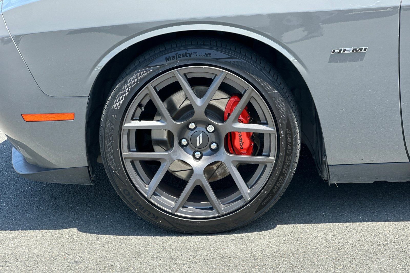 Used 2018 Dodge Challenger R/T RWD image 26