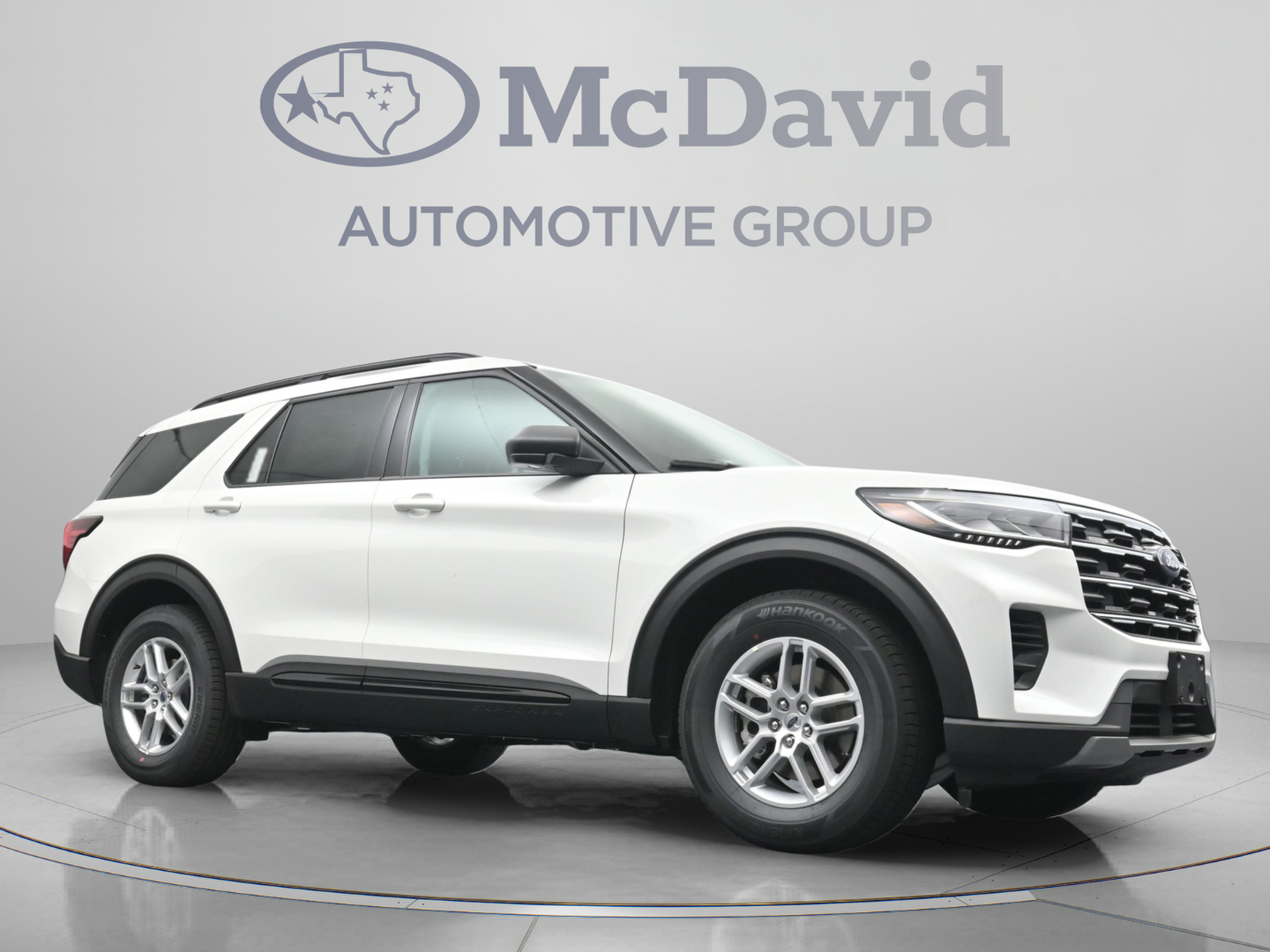 New 2026 Ford Explorer Active RWD image 10