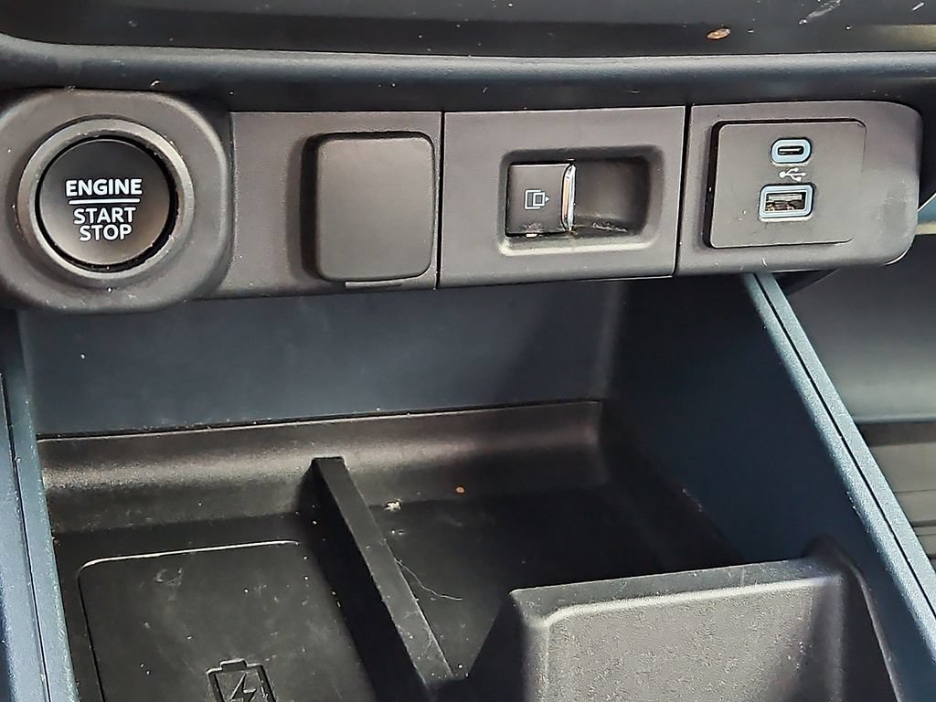 Certified 2024 Ford Maverick Tremor w/ Tremor Off-Road Package AWD/4WD image 26