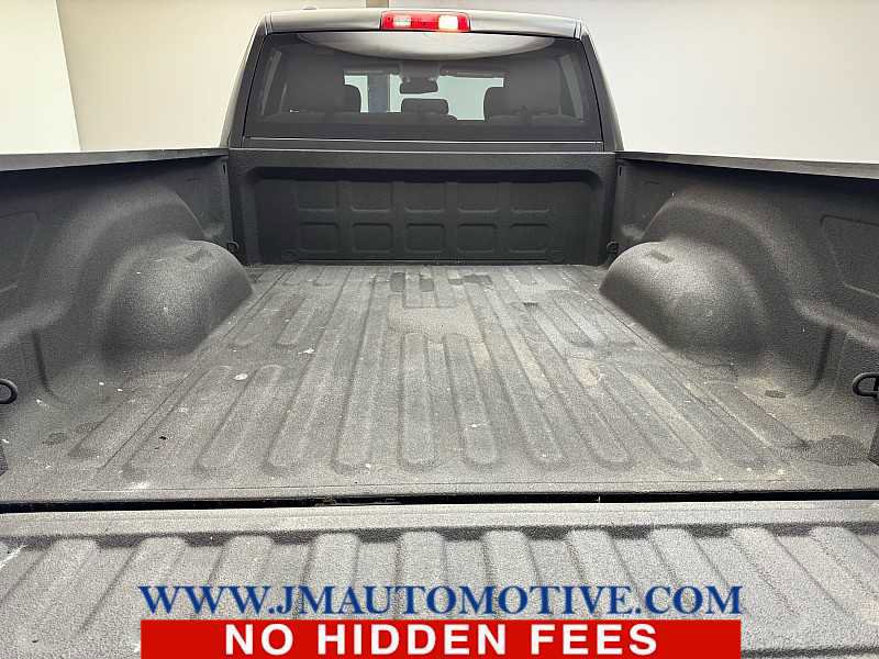Used 2019 RAM 1500 Express AWD/4WD image 11