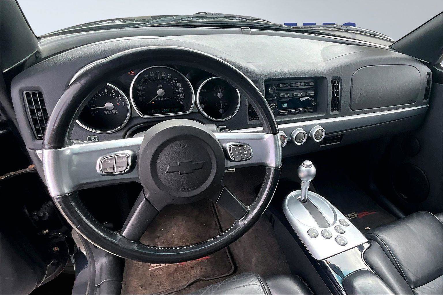 Used 2006 Chevrolet SSR w/ Preferred Equipment Group image 8