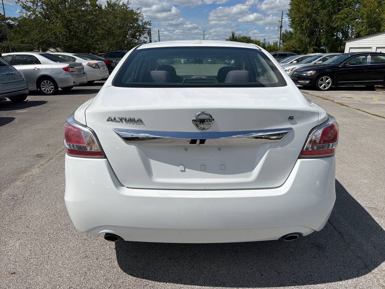 Used 2015 Nissan Altima 2.5 S w/ Power Driver Seat Package FWD image 6
