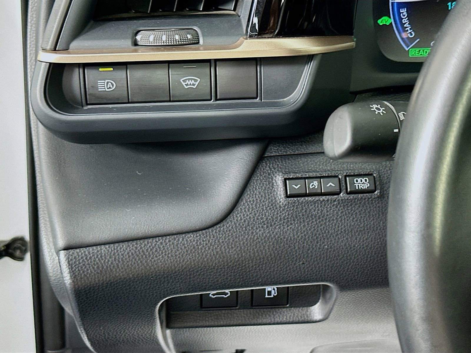 Used 2024 Toyota Crown XLE image 13