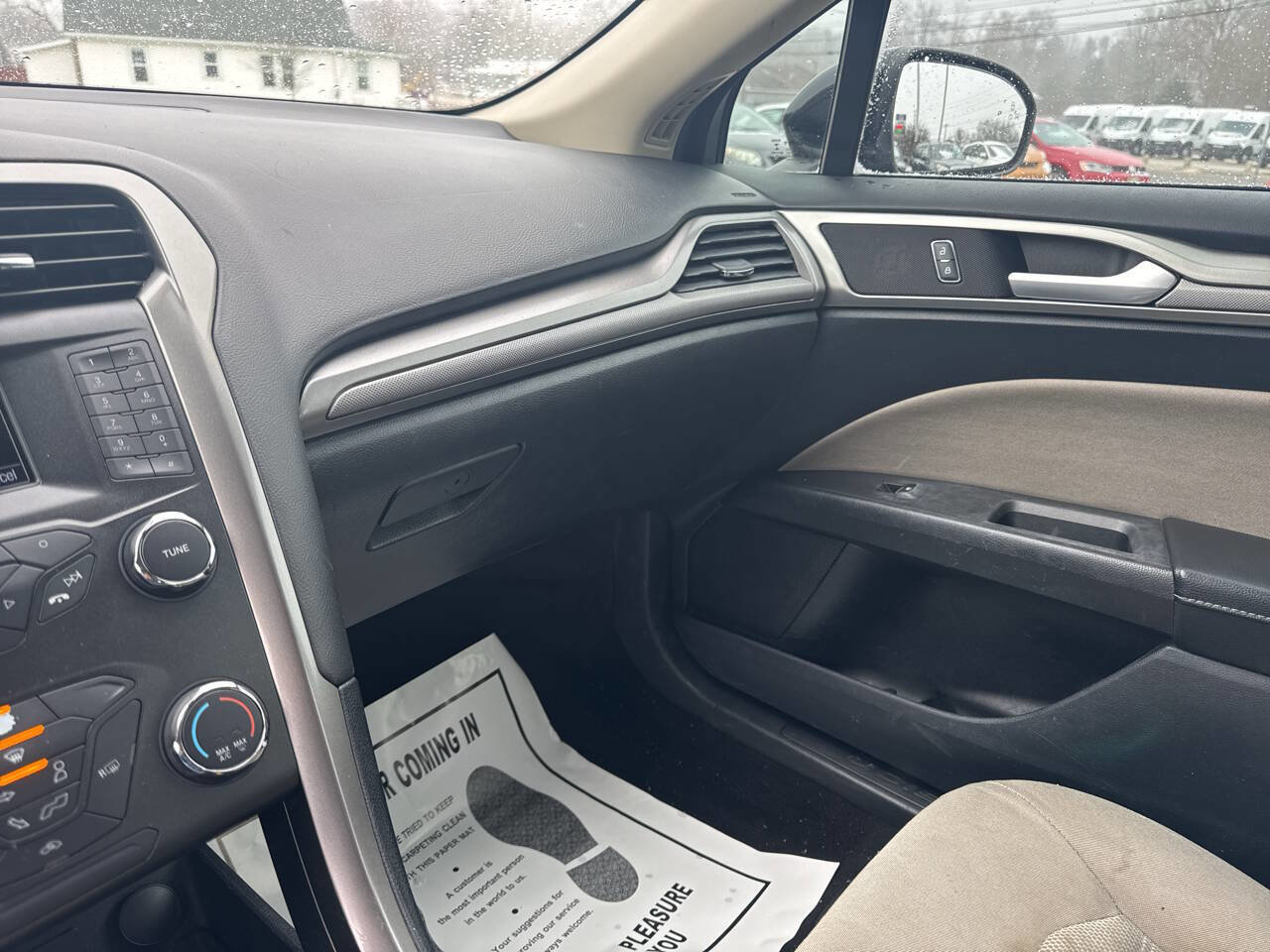 Used 2019 Ford Fusion S image 9