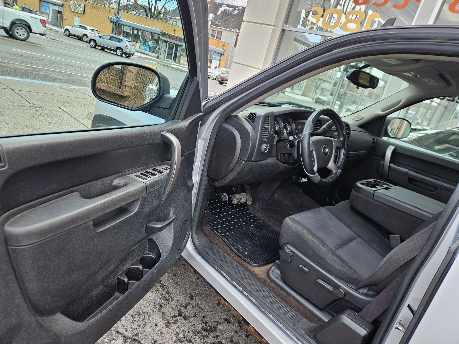 Used 2013 Chevrolet Silverado 1500 LT image 18