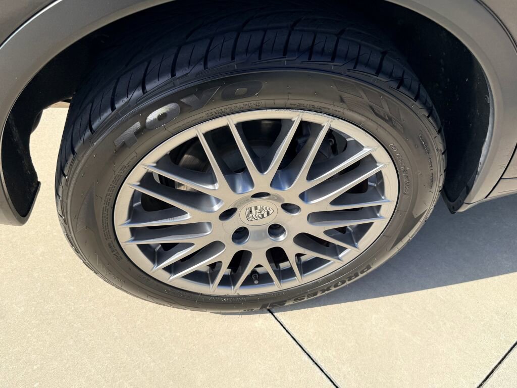 Used 2016 Porsche Cayenne image 12