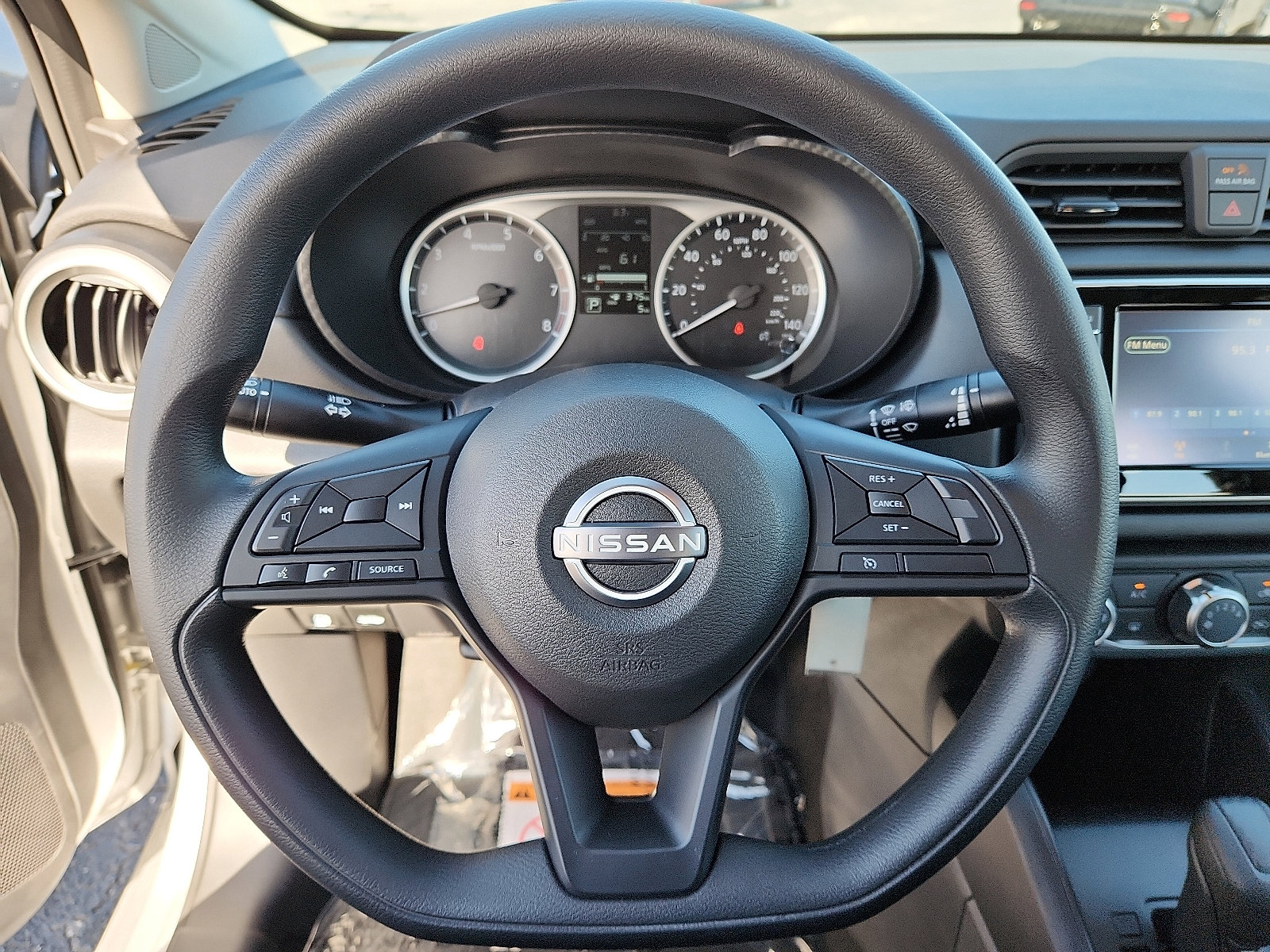 New 2025 Nissan Versa S image 10