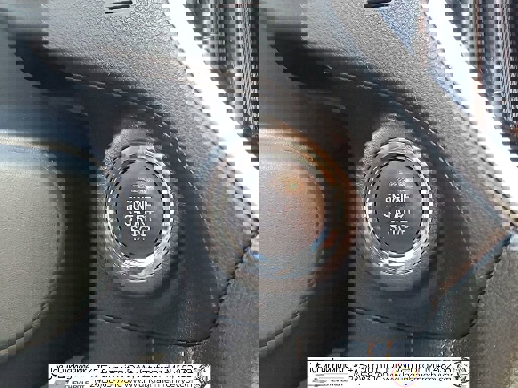 Used 2022 Subaru Crosstrek 2.5i Limited w/ Moonroof Package 2 AWD/4WD image 19