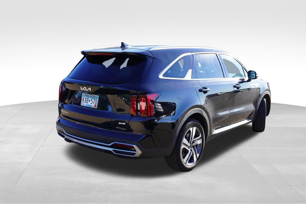 Certified 2023 Kia Sorento EX AWD/4WD image 3